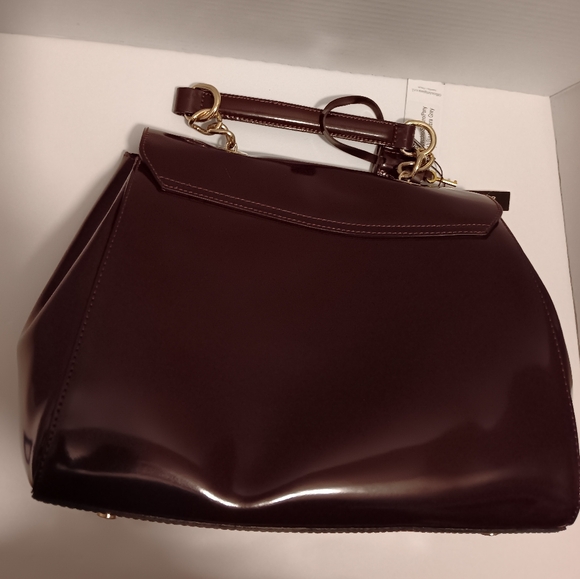 Nwt!! A bellucci Italian handbag/crossbody with lock and key - Picture 6 of 16